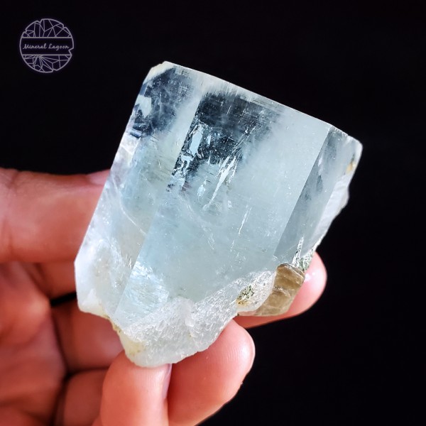 Aquamarine with Mica, 91g