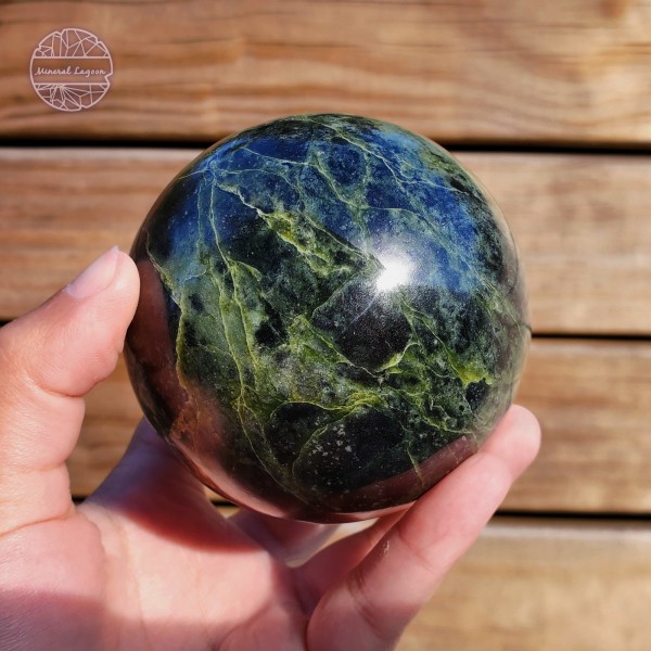 Serpentine, 707g, 81mm